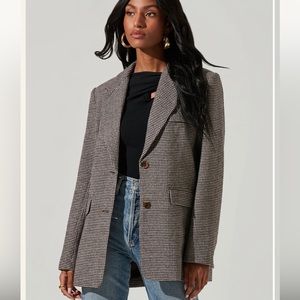 ASTR: NWT PAULINE PLAID OVERSIZED BLAZER - Medium